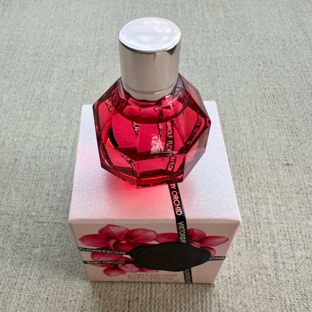 🌺 Viktor&Rolf Flowerbomb Ruby Orchid mini - Picture 3 of 7